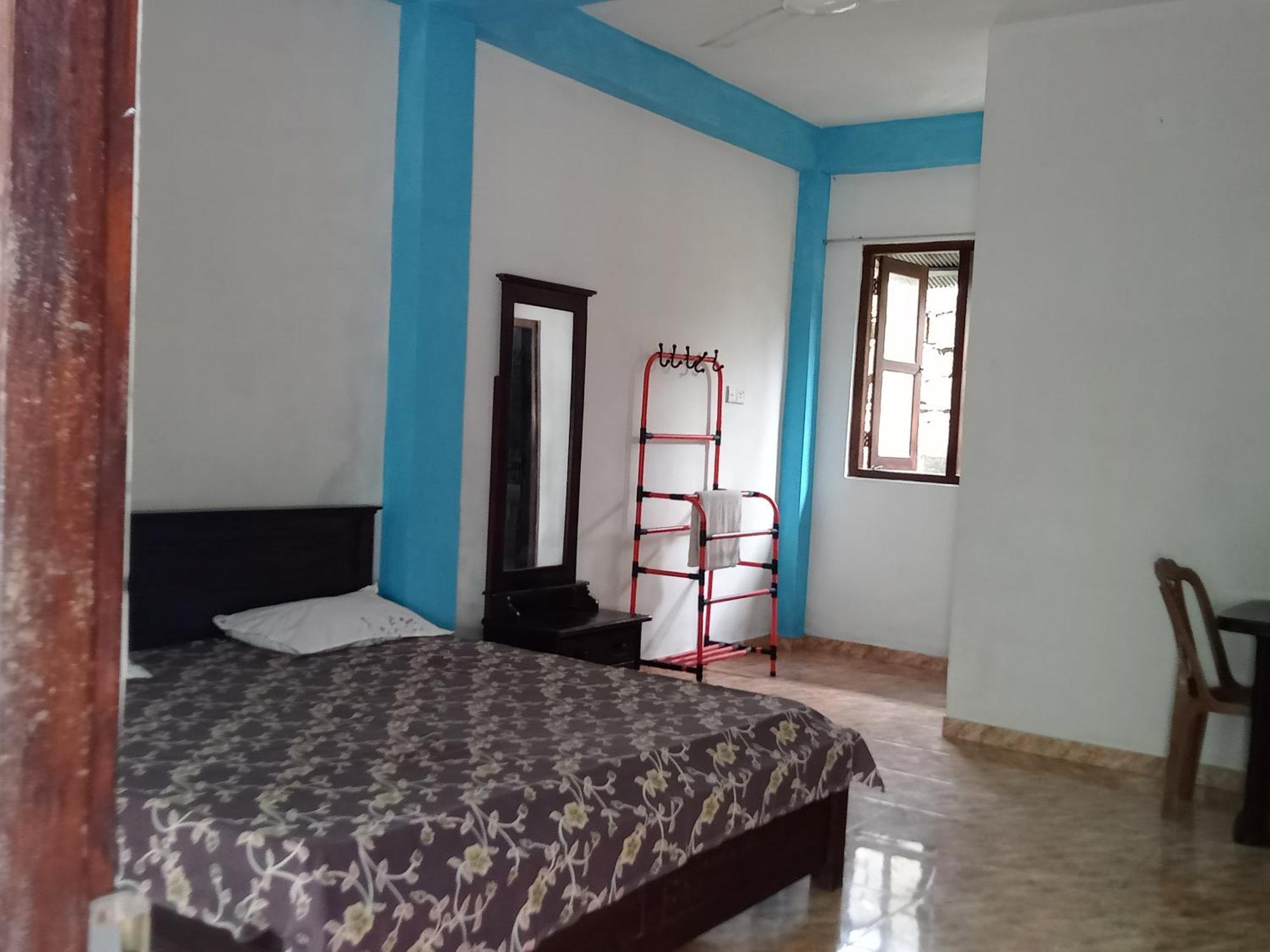 Suninn Hostel And Surf School Weligama Buitenkant foto