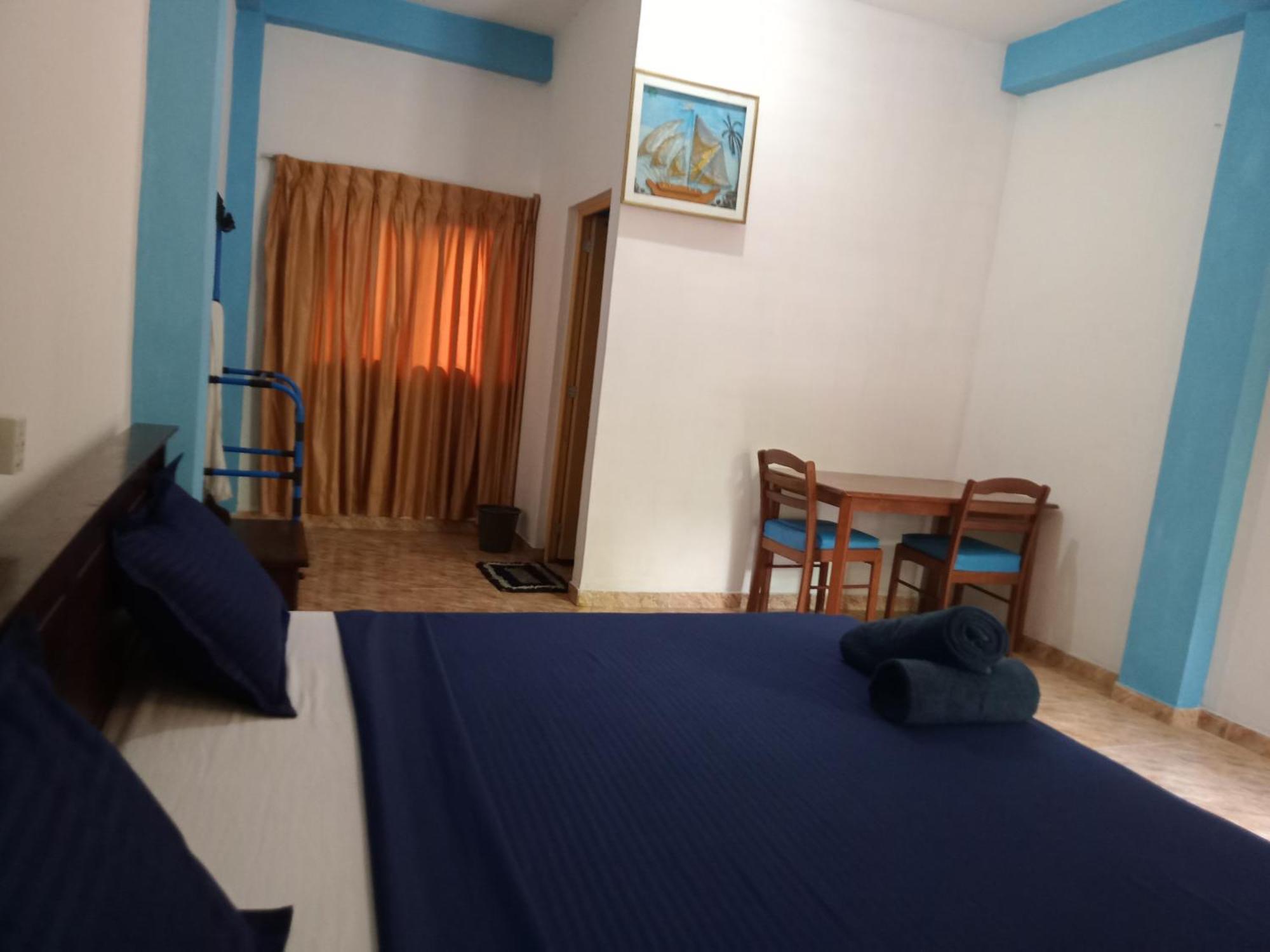 Suninn Hostel And Surf School Weligama Buitenkant foto